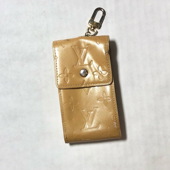 Luis Vuitton beige Leather vernis case - Picture 2 of 4